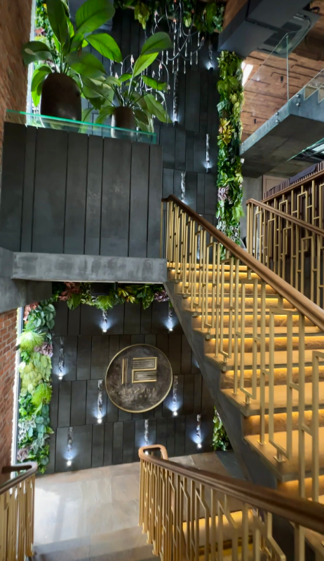 Ресторан "Дюжина"