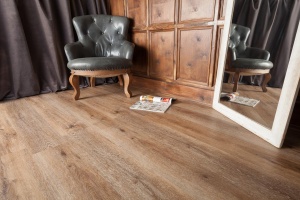 Виниловый ламинат 43кл. микро фаска (1220х178х6мм) уп.2,17м2/10шт.