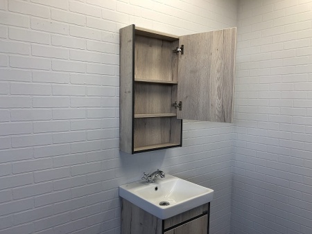 COMFORTY Зеркало-шкаф "Вена-45" дуб дымчатый  в Сочи и Адлере