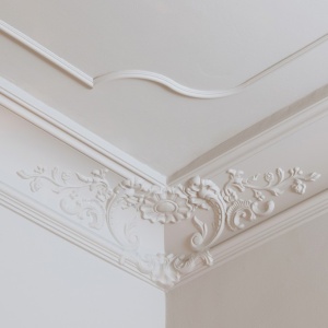 Классический настенный молдинг со спокойными завитками, д 200 x в 2,5 x ш 1,2 см Duropolymer® , Также доступна гибкая (flex) версия в Сочи и Адлере