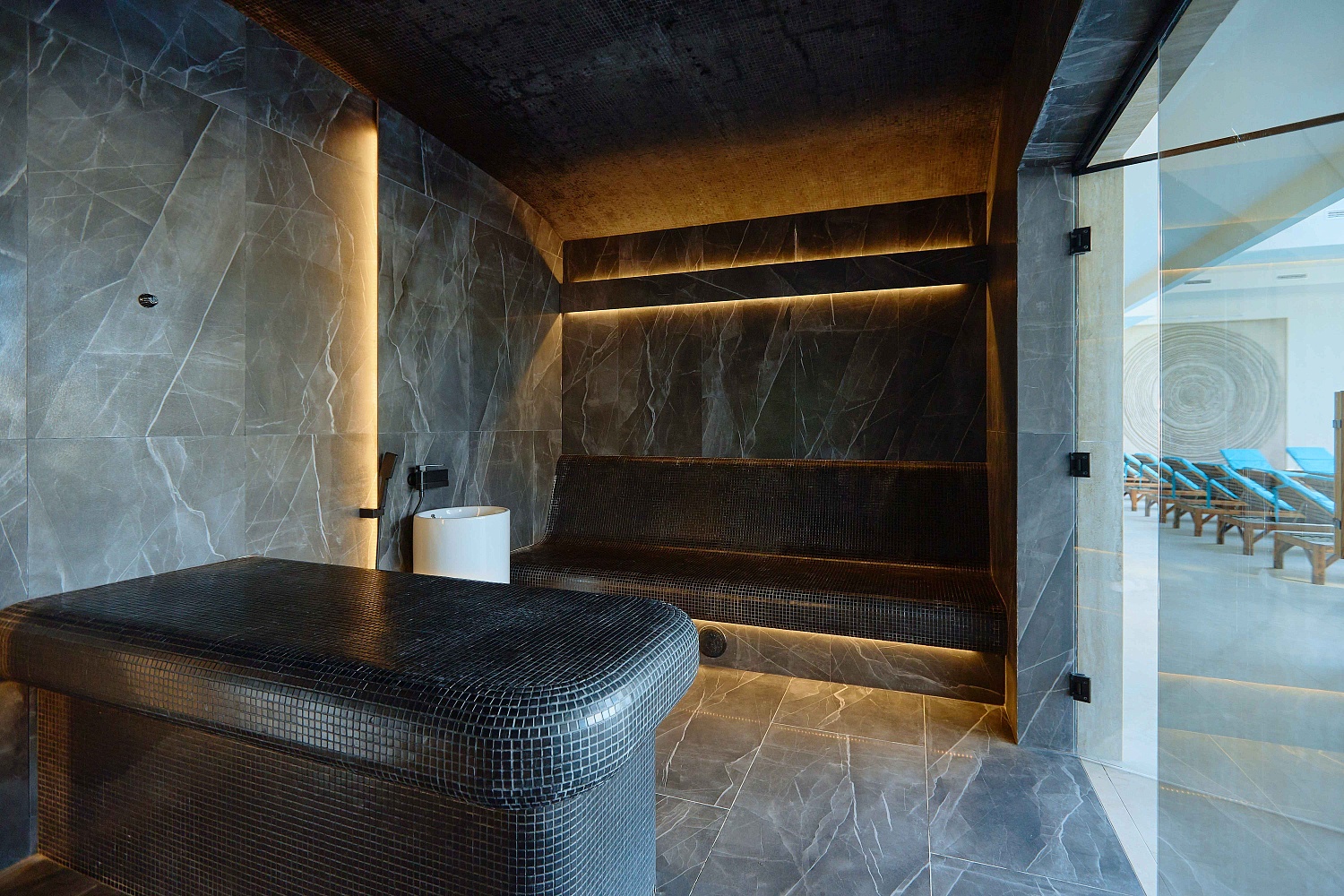 Под куполом комфорта