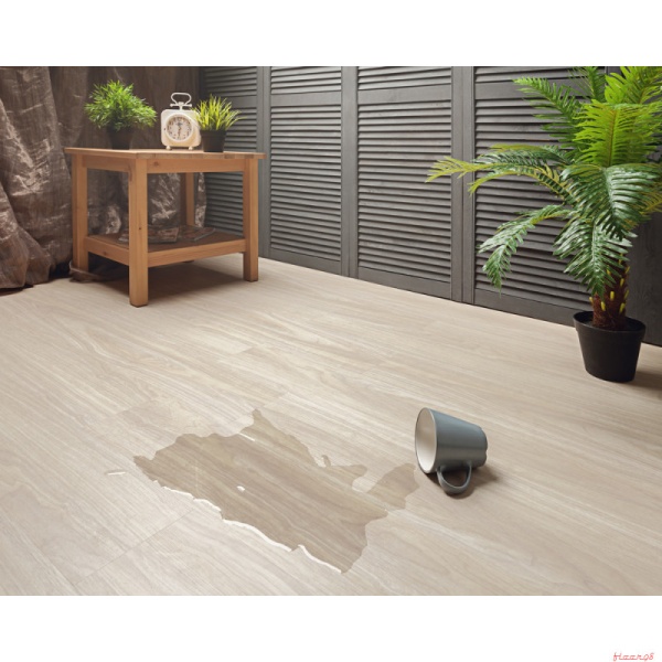 Виниловый ламинат 43кл. микро фаска Дуб Выбеленный (1220х181х3,5мм) уп.2,196м2-10шт.