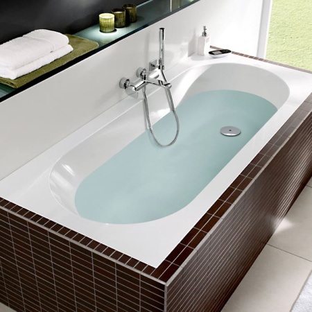 Ванна, Villeroy&Boch, Oberon, ширина, мм-1700, глубина, мм-750, высота, мм-450, водоизмещение (л)-135, тип установки-встраиваемый, форма-прям-я+ножки в Сочи и Адлере
