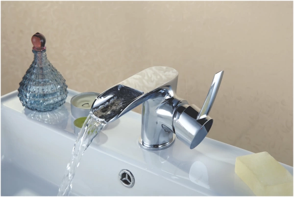 Смеситель Lemark Atlantiss LM3246C для раковины в Сочи и Адлере Смеситель Lemark Atlantiss LM3246C для раковины в Сочи и Адлере