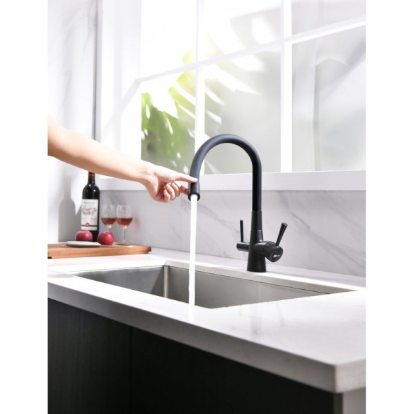 Смеситель Lemark Comfort LM3075BL для кухни с подключением к фильтру с питьевой водой, черный в Сочи и Адлере Смеситель Lemark Comfort LM3075BL для кухни с подключением к фильтру с питьевой водой, черный в Сочи и Адлере