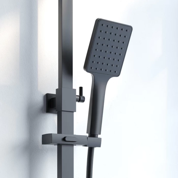 Смеситель с верхним душем, черный, Bild, IDDIS, BILBL1Fi06 в Сочи и Адлере Смеситель с верхним душем, черный, Bild, IDDIS, BILBL1Fi06 в Сочи и Адлере