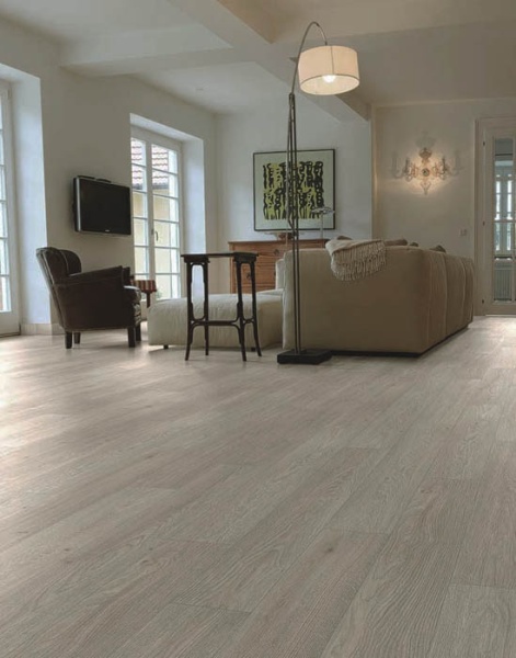 Ламинат 33кл. V4 Дуб Чезена Серый (1292х193х12мм) уп.1,496м2/6шт