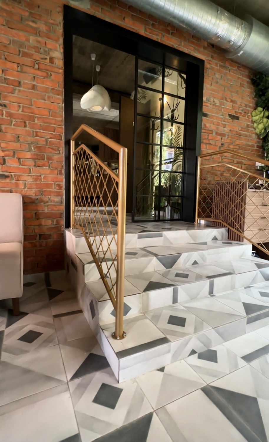 Ресторан "Дюжина"