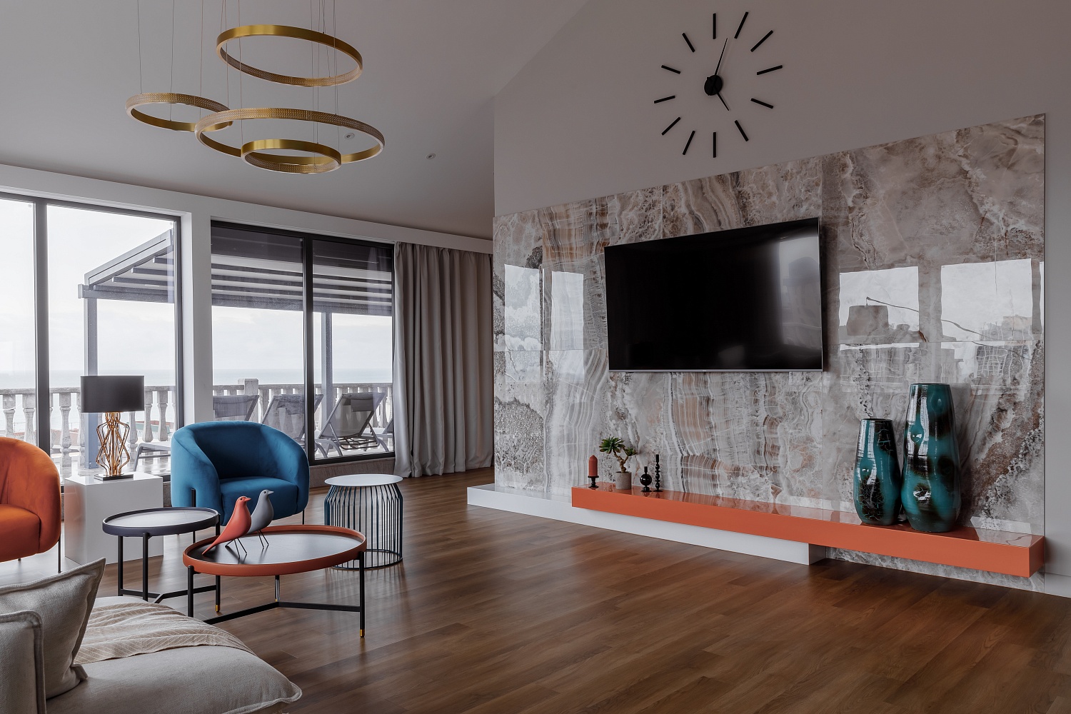 Утонченность, простота и гармония с яркими акцентами