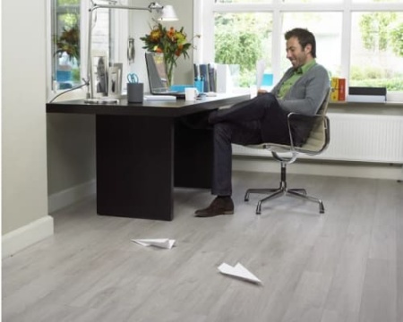 Ламинат 33кл 4V Дуб горный светлый  (1200х190х8мм) уп.1,596м2/7шт в Сочи и Адлере