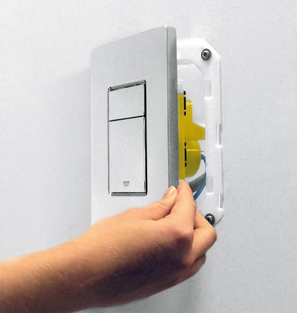 Накладная панель Skate Cosmopolitan 2 объема смыва  в Сочи и Адлере Накладная панель Skate Cosmopolitan 2 объема смыва  в Сочи и Адлере